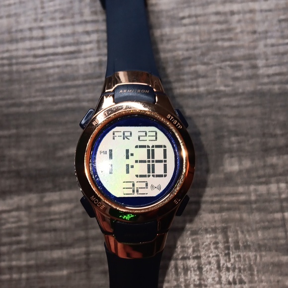 Ladies Armitron Sport Watch - Picture 1 of 5